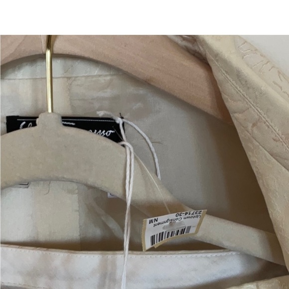 Ferragamo vintage hackead cream color suit. NWT‌‌‌‌‌ - Picture 5 of 15